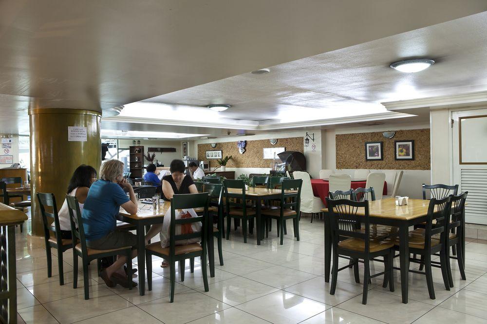 The Charter House Hotel Makati City Bagian luar foto